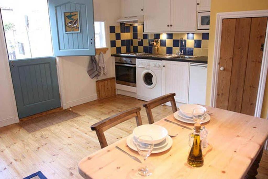 Holiday home Dunsley